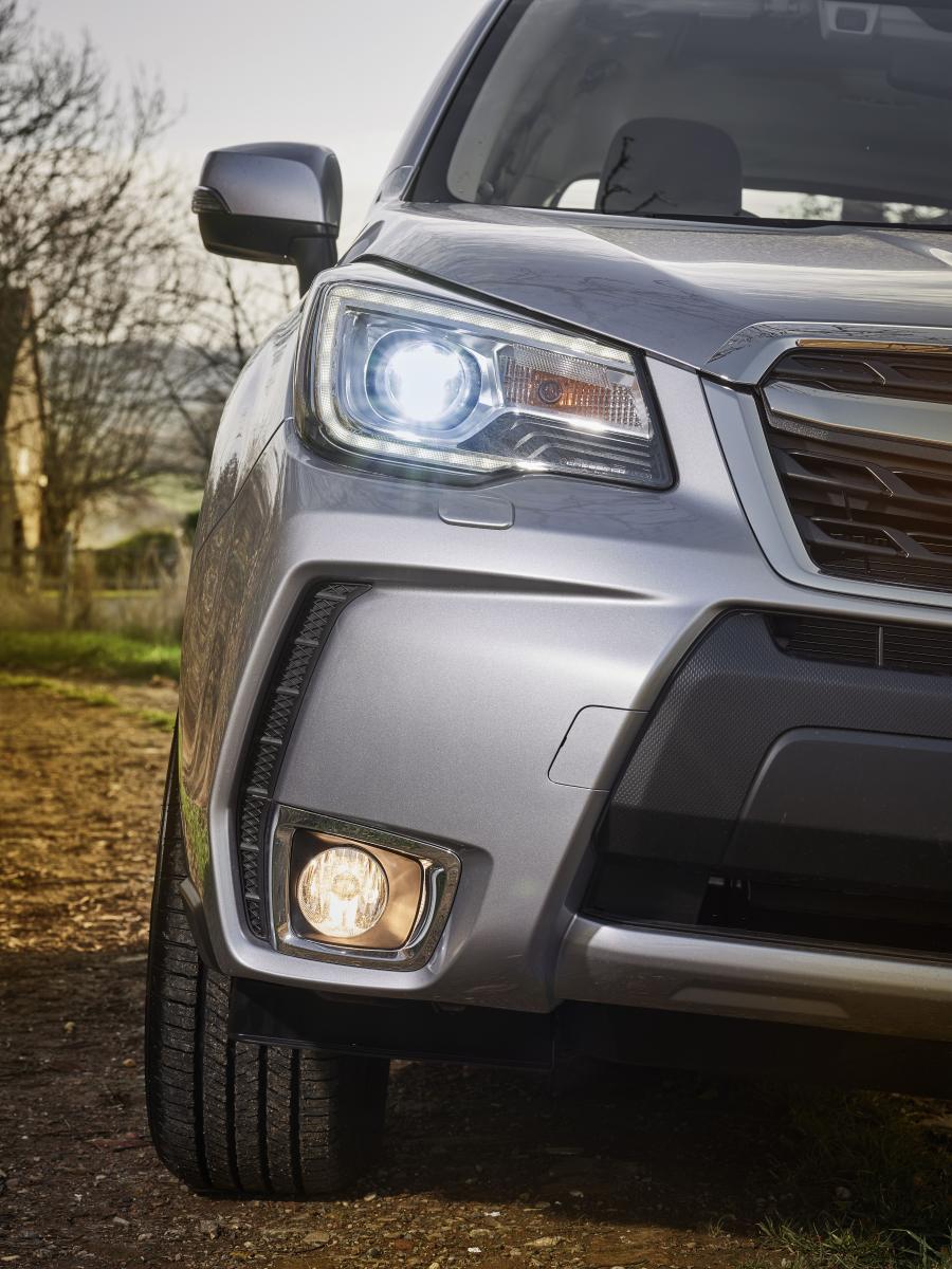 Детали экстерьера Subaru Forester 2.0XT 2016 года  (UK) (фото 16 из 30)